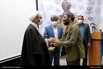 مراسم تجلیل از چهره های  برتر هنر انقلاب اسلامی در ایلام