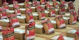 توزیع بسته های معیشتی همزمان با عید فطر توسط کانون شهید صیاد شیرازی ملایر