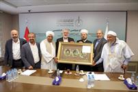 دیدار هنیه با اعضای اتحادیه جهانی علمای مسلمان در استانبول