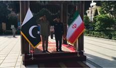 رئیس کمیته مشترک روسای ستاد ارتش پاکستان با سرلشکر باقری دیدار کرد