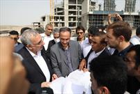 بازدید وزیر بهداشت و هیئت همراه از بزرگترین پروژه جنوب استان در ایرانشهر