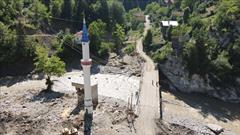 مناره مسجد تخریب شده در ترکیه همچنان مقاوم است