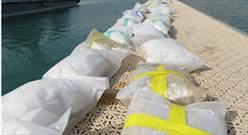 توقیف شناور حامل ۱/۵ تن مواد مخدر در آبهای خلیج فارس