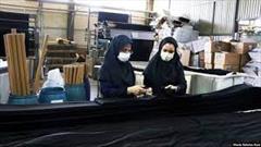 هیئتی که سالانه ۳۰ هزار چادر مشکی ایرانی توزیع می کند