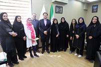 دیدار تعدادی از کودکان و نوجوانان عضو کانون پرورش فکری با فرماندار یزد