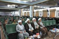 طلاب و دانش‌آموختگان مدارس دینی‌ها الگویی برای جوانان هستند