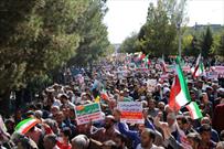 فیلم| صحنه هایی از حضور دشمن شکن کرمانی ها در راهپیمایی ۱۳ آبان