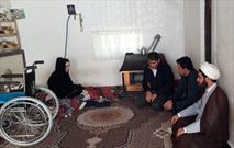 یک دستگاه ویلچر به عضو کانون فرهنگی هنری شهید علایی اهدا شد