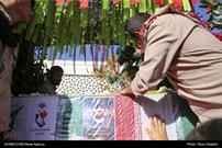 حضور پرشور بچه مسجدی های جهرم در تشییع شهید مدافع حرم «داوود جعفری»