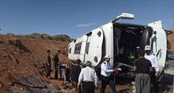 واژگونی اتوبوس در بندرعباس ۲فوتی بر جای گذاشت