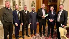 دیدار نخست وزیر سوئد با نمایندگان مسلمان برای بررسی پیامد هتک حرمت قرآن