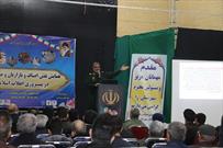 آمریکا بخاطر  منافع خودش،   ایران   زمان پهلوی را می خواهد احیا کند