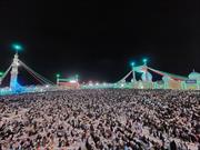 اجتماع هزاران زائر در مسجد مقدس جمکران / تحویل سال نو با نوای لبیک یامهدی هزاران منتظر