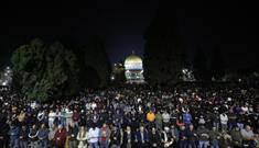 ۷۰ هزار فلسطینی، نماز عشاء را در مسجدالاقصی اقامه کردند