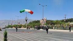گزارش تصویری| رژه خودرویی  یگان‌های نظامی خراسان جنوبی در روز ارتش
