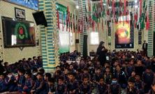 ۲۰۰ نفر از دانش آموزان ابتدایی شهرکردی در جشنواره کتابخوانی رضوی شرکت کردند