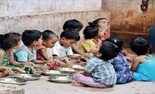 تهیه ۱۵ هزار وعده غذایی برای کودکان مبتلا به سوء تغذیه در مرکز اسلامی «اوماها»