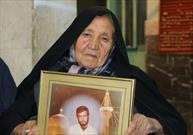 مادر شهید معلم «سهراب شریعتی» در شهرستان سامان آسمانی شد