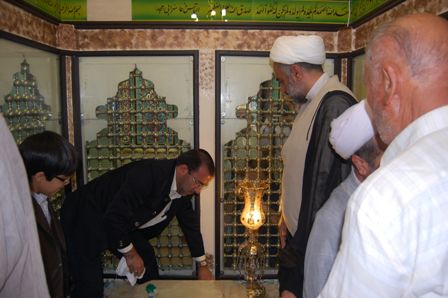 آستان مقدس امامزاده علی ابن موسی ابن جعفر(ع) غبار روبی شد