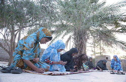 پنجمین هفته فروش آثار هنری زنان جزیره هرمز در خانه هنرمندان ایران