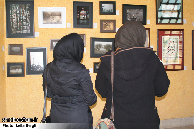 برگزاری نمایشگاه پوستر از آثار برگزیده هنرمندان و گرافیست های کشورهای مختلف جهان