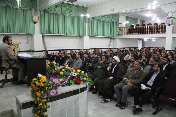 دومین کارگاه آموزشی مداحان شهرستان اراک برگزار شد