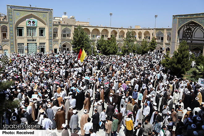 تجمع اعتراض آمیز  طلاب استان بوشهر در پی حادثه منا