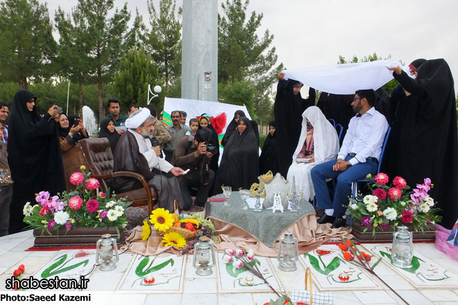 آغاز زندگی مشترک از گلزار شهدا نیازمند فرهنگسازی/جریان قوت گرفته تکلف در ازدواج باید شکسته شود