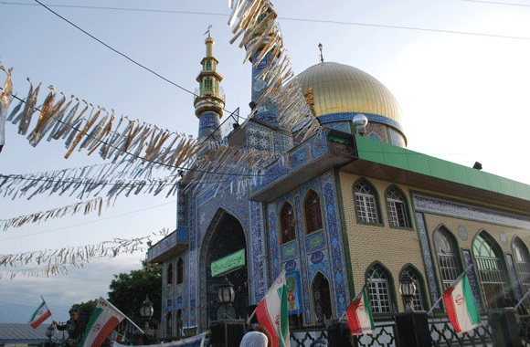 جشن نیمه شعبان در ۵۰ بقعه متبرکه چهارمحال و بختیاری برگزار می شود