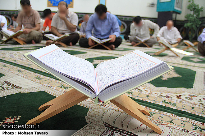 زندانیانی که در رقابت با دیگران در قرائت قرآن، می خواهند جز «السابقون السابقون» باشند