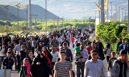 برگزاری همایش بزرگ پیاده روی خانوادگی در کرمانشاه