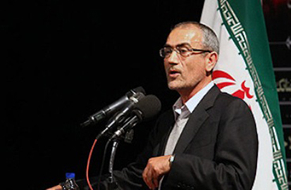 معلمان نماد جهل زدایی در جامعه هستند