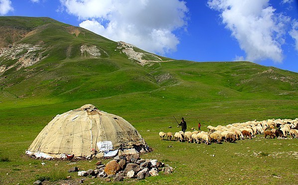 مردمانی با همت والا/آموزش، بهداشت و جاده نیاز اصلی عشایر ماسالی