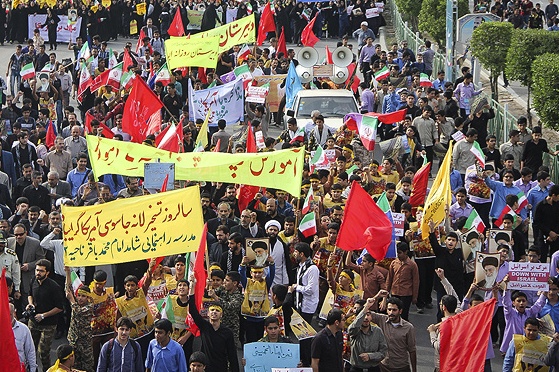 راهپیمایی پر شور ۱۳ آبان در ۵۲ نقطه خوزستان برگزار شد