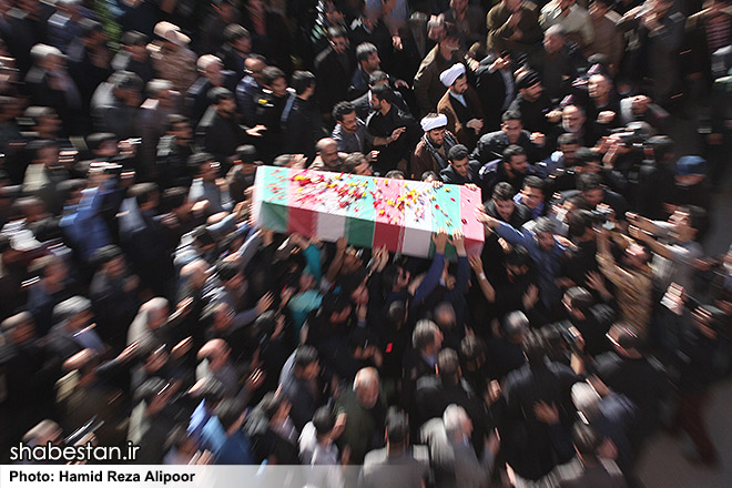 پیکر مطهر سه شهید گمنام در لاهیجان تشییع شد