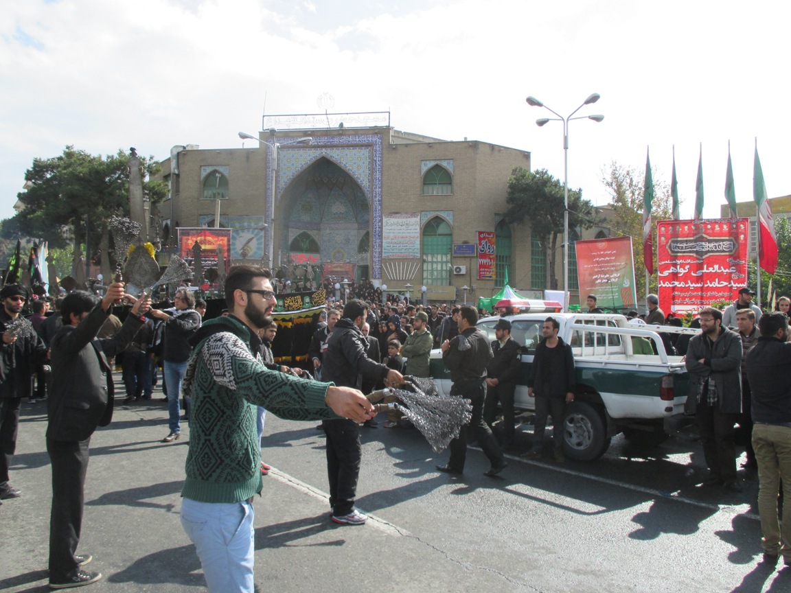 مساجدی که نگین یکی از پرترددترین مناطق و محلات شهری تهران شدند