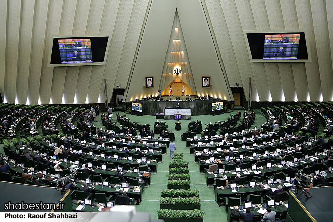 مجلس از پاسخهای وزیر بهداشت قانع شد