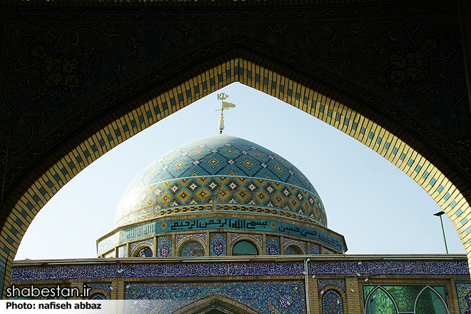 امامزاده ابوطالب در قلب خمین/دستکاری معماری اصیل آن