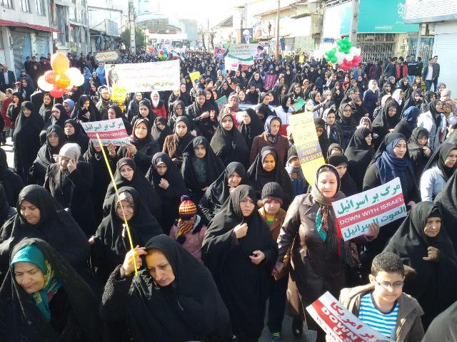 آستارالی اویاقدی انقلابا دایاقدی /مرزداران آستارایی شعار مرگ بر آمریکا سردادند