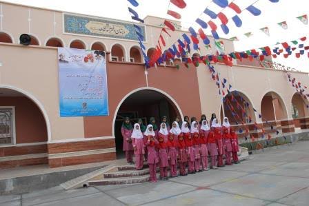 شهرداری بوشهر در ساخت مجتمع آموزشی ویژه دانش‌آموزان مشارکت می‌کند 