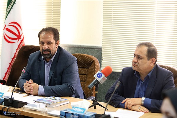 مراسم اهداء دومین جایزه کتاب سال دانشگاه‌آزاد اسلامی برگزار می شود