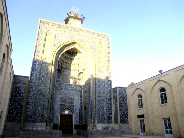 مسجد جامع کرمان؛ بنایی ارزشمند با معماری فاخر