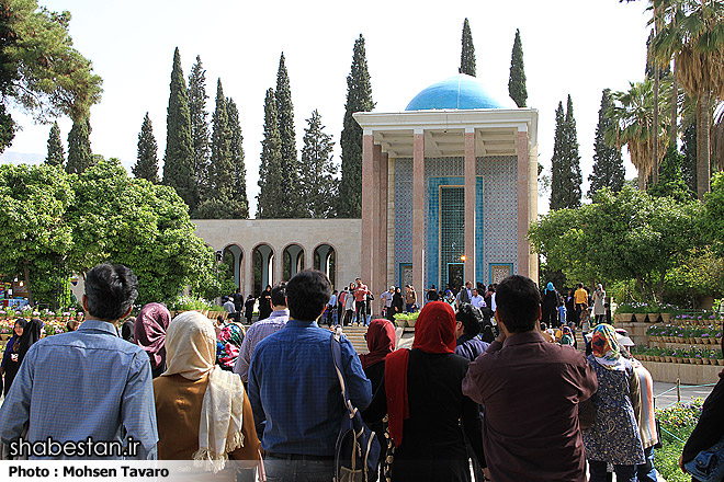 سعدی شیرازی، شاعر صلح است