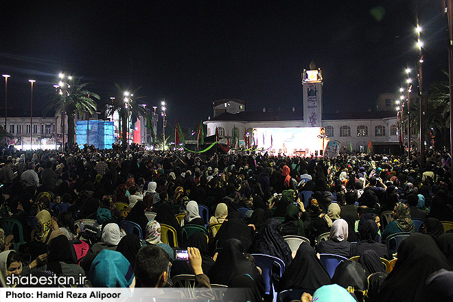 گیلان غرق در سرور و شادی/ آسمان شهر نورباران شد