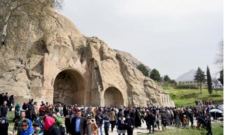 بازدید ۱۲۰ هزار گردشگر از اماکن تاریخی استان کرمانشاه