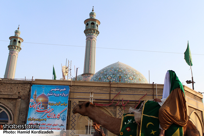 ورود کاروان امام رضا(ع) به ایران در خرمشهر بازآفرینی شد