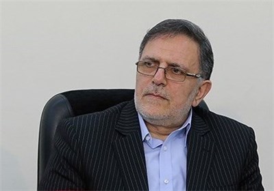 رئیس کل بانک مرکزی به مقام سومین شهید محراب ادای احترام کرد  