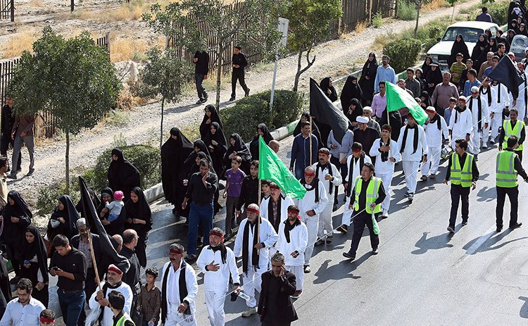 مراسم استقبال از کاروان پیاده مشهد تا کربلا در شهرستان بروجن برگزار می شود