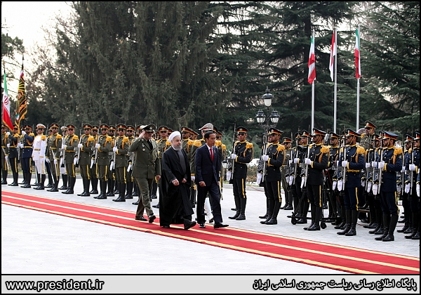  استقبال رسمی روحانی از رئیس جمهوری اندونزی