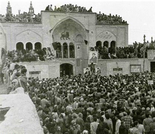 فراخوان عکس و اسناد انقلاب اسلامی در آران و بیدگل  